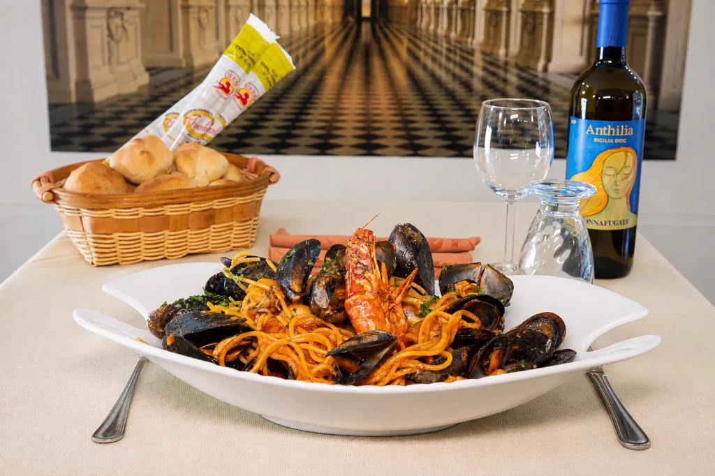 Spaghetti allo scoglio al ristorante Nuova Cernaia a Venaria Reale, vicino Torino e alla Reggia